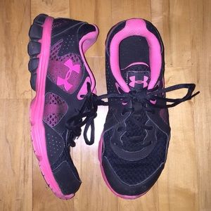 Under Armour hot pink and black running shoes